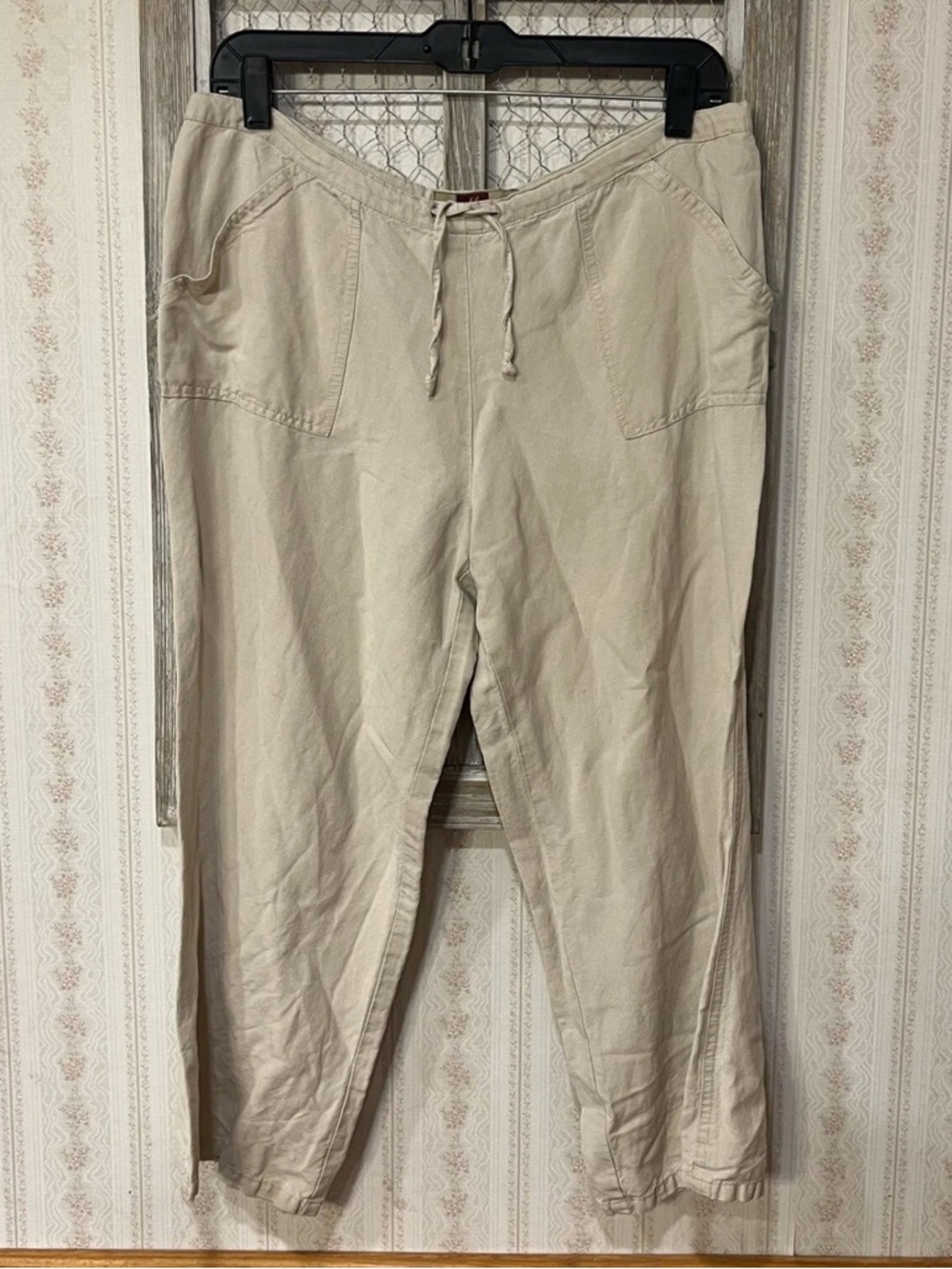 Classic Drawstring Men’s Pants in Beige